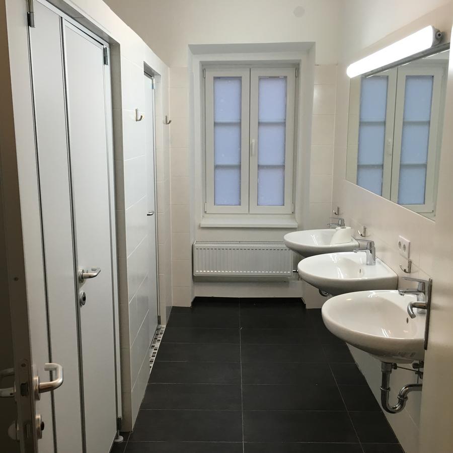 Hotel Sinos Klagenfurt am Woerthersee Екстер'єр фото